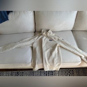 Patagonia woman’s 1/4 zip